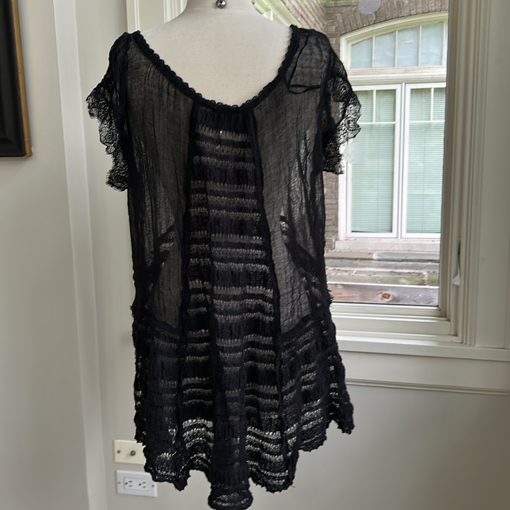 Free People oversized diaphanous black lace and net top - Picture 5 of 11